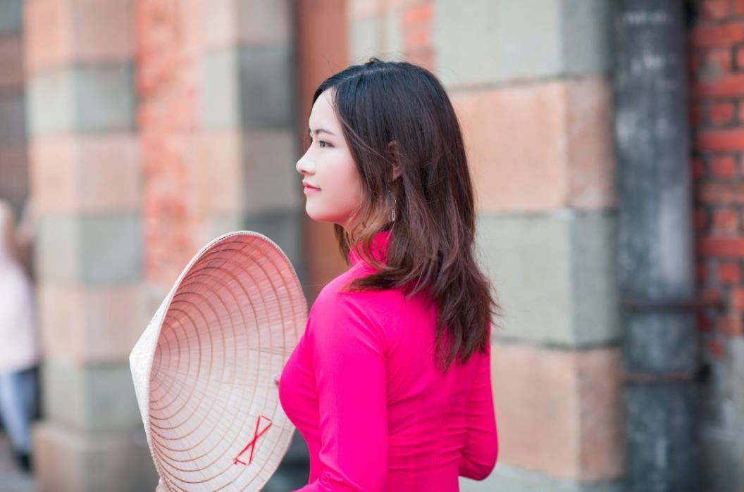 女人有两个男人的心理
