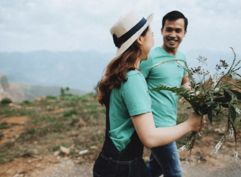 女人忘不掉前夫的征兆,女人忘不掉前任的表现