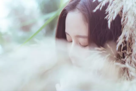 梦到某人代表他想你吗,梦到一个人代表他也在想你吗