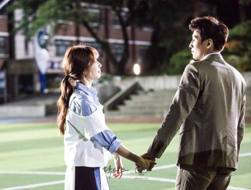 从牵手怎么看出一个男人的心理