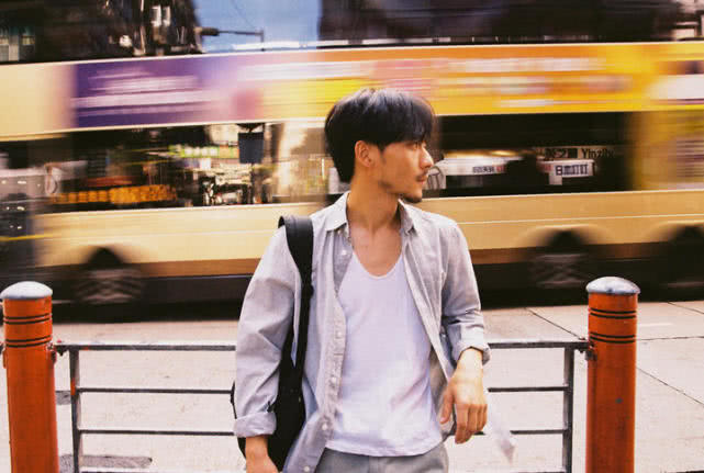 男人气场怎么练出来，男人气场重要还是外貌重要