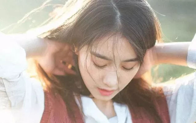 女生和你接吻了说明啥