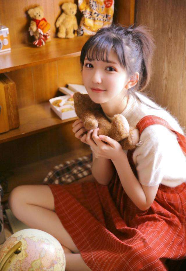 中年女人让你摸她的手是什么意思