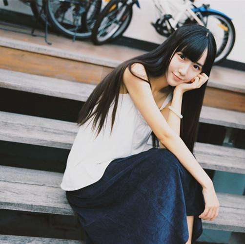 中年女人让你摸她的手是什么意思