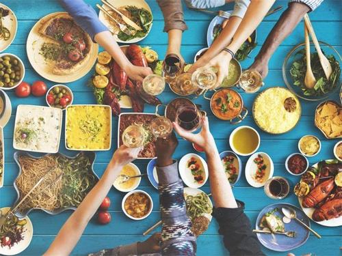 45岁女性同学聚会禁忌,同学聚会的时候有什么禁忌