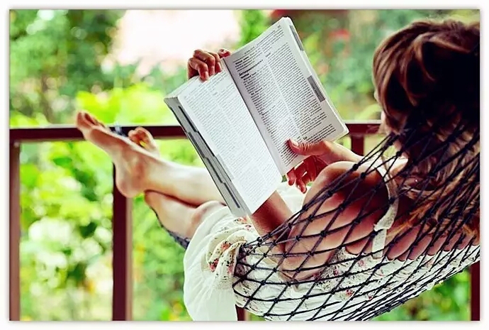 出生书香门第女人特点,什么样的女生是书香门第