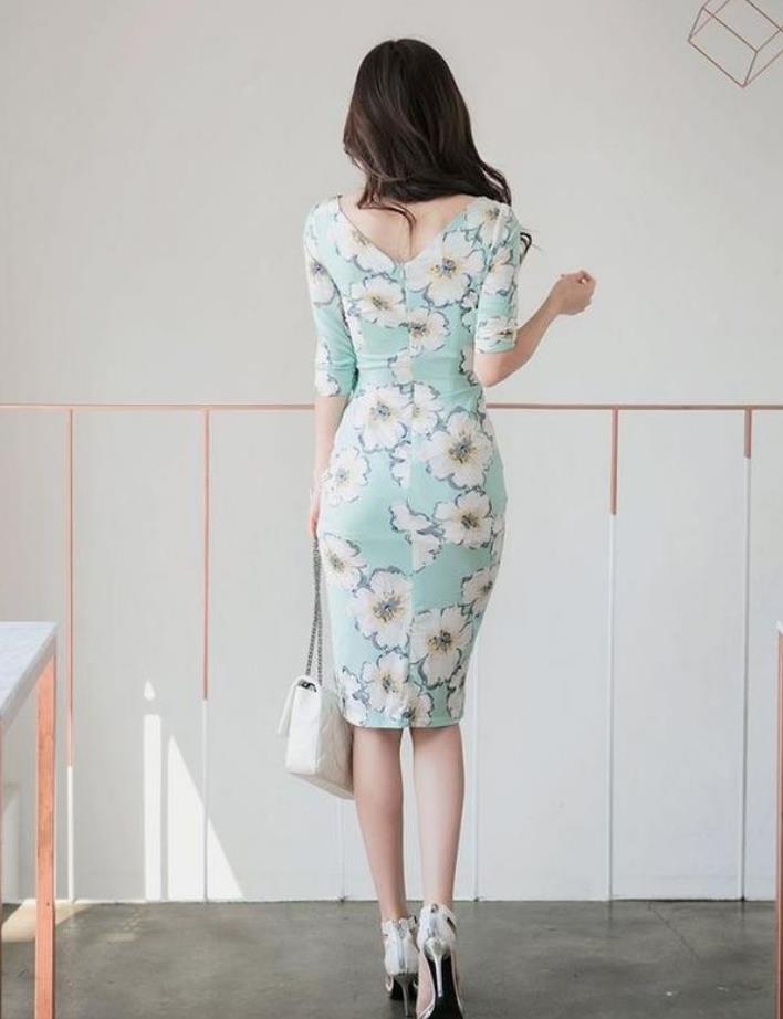 成熟美女背影吸引人的图片