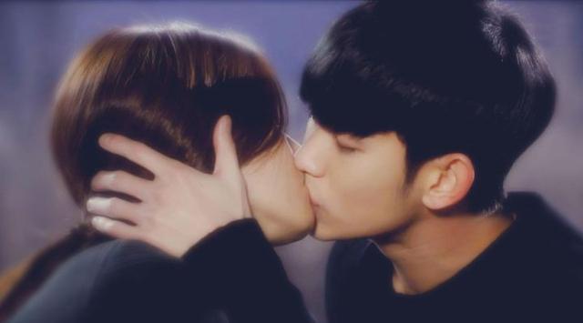 夫妻经常接吻能长寿吗