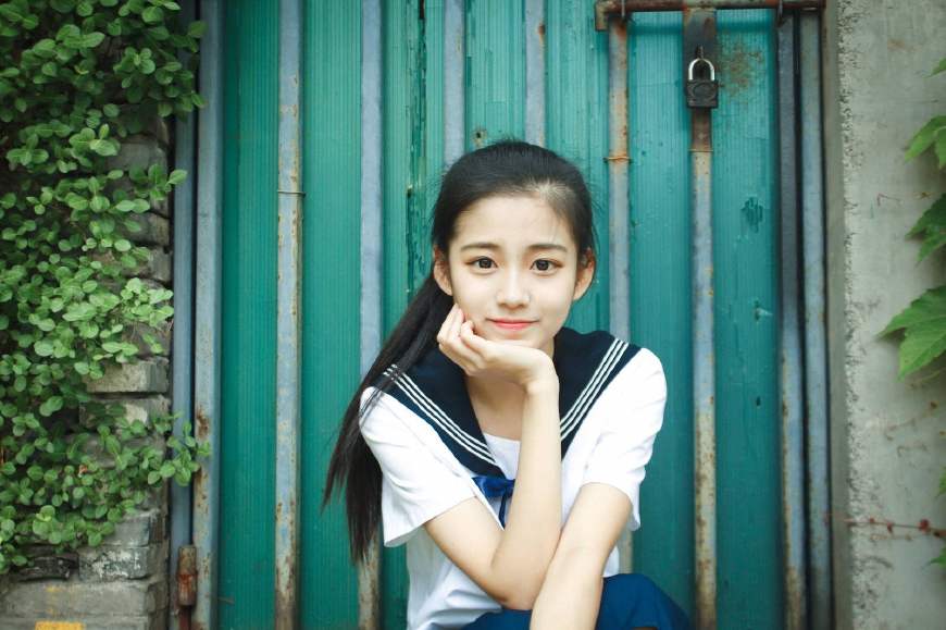 男人抓女人的辫子代表什么