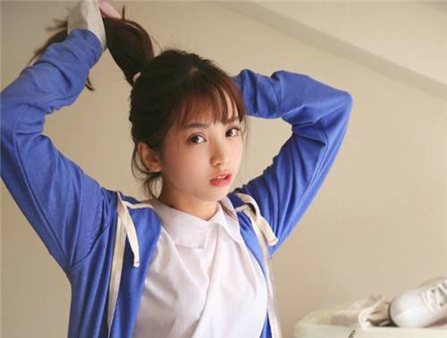 男人抓女人的辫子代表什么