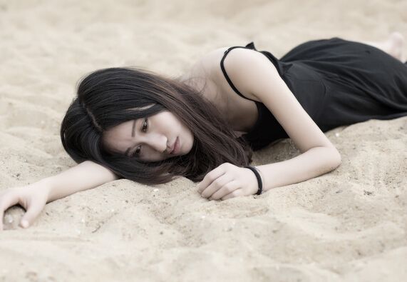 女人在自己家里出轨会倒霉吗，女人出轨家庭会倒霉吗