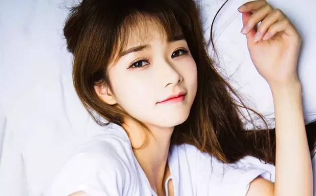 女人脖子的纹路是代表出轨了吗,女人出轨脖子有哪些变化