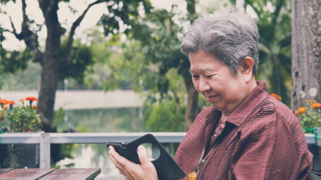 老年女性不要老伴碰他