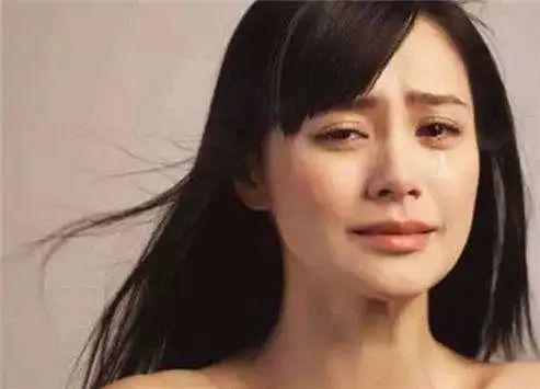 为什么女人一哭男人就心疼的不行