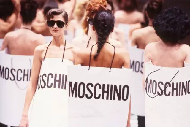 moschino相当于什么档次是奢侈品吗,moschino为什么这么贵