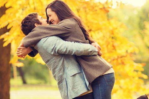 已婚男的摸已婚女人脸正常吗