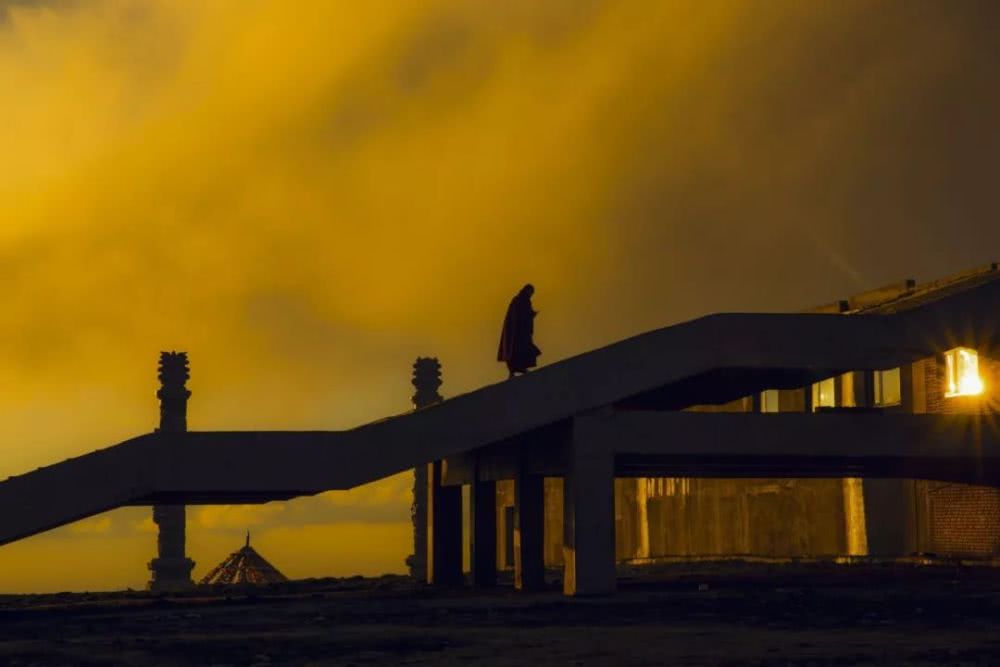 佛为什么认为女色危害最大，佛教为什么不能近女色