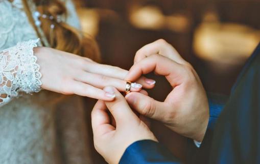 初婚夫妻怎样和谐相处