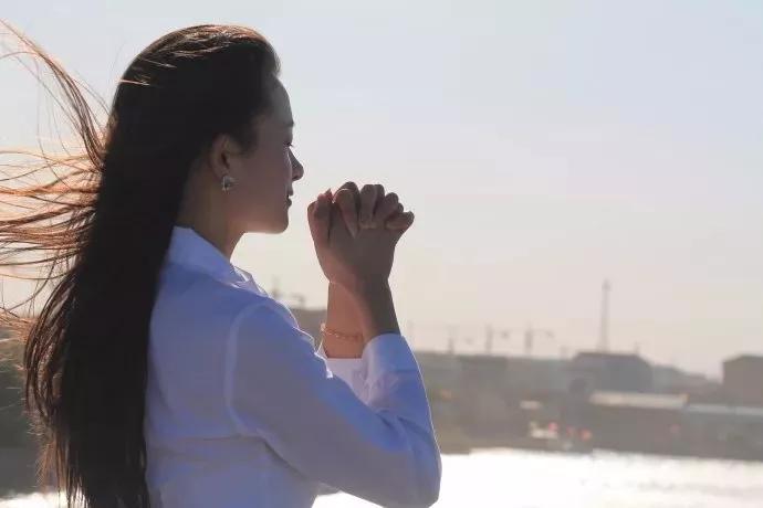 长期守寡的女人的心态