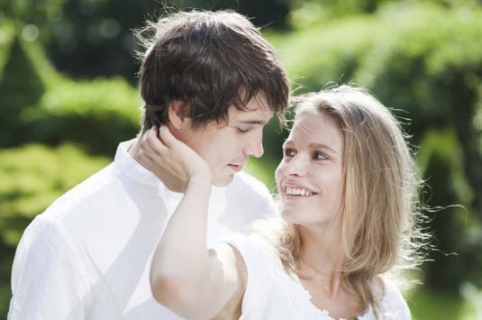 已婚男人撩拨你的原因