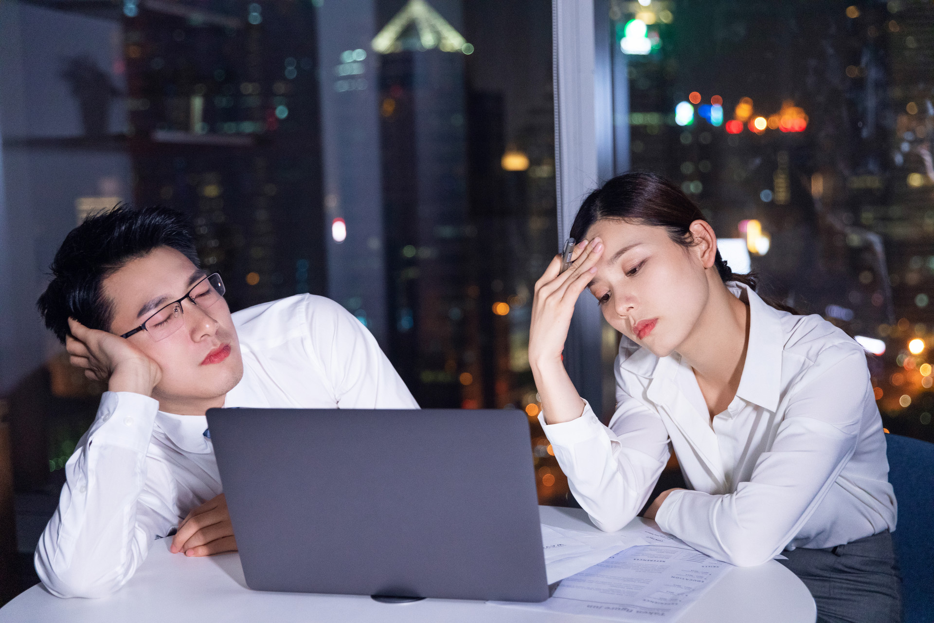 一次接吻一般吻多久