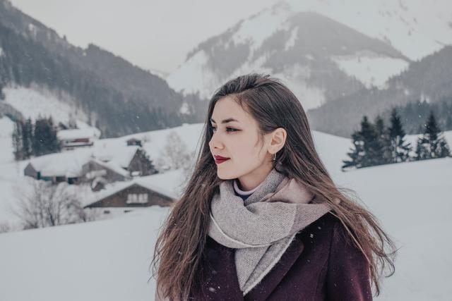 甲午日女命必定离婚吗,甲午日女命必有二嫁吗