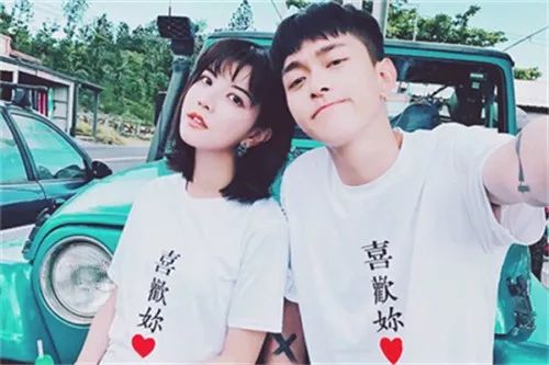 男生第一次摸女生的手是什么感觉