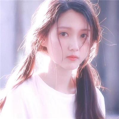 男生第一次摸女生的手是什么感觉