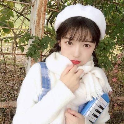 男生第一次摸女生的手是什么感觉