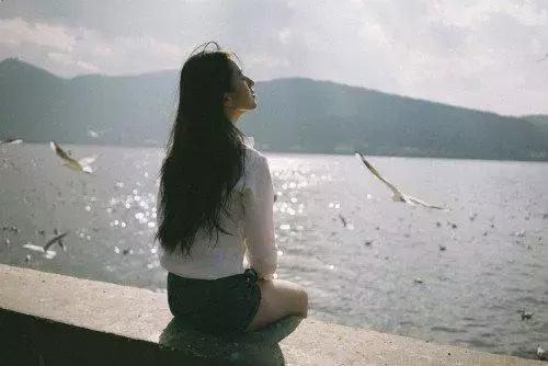 婚前猛如虎婚后怂如鼠是什么意思