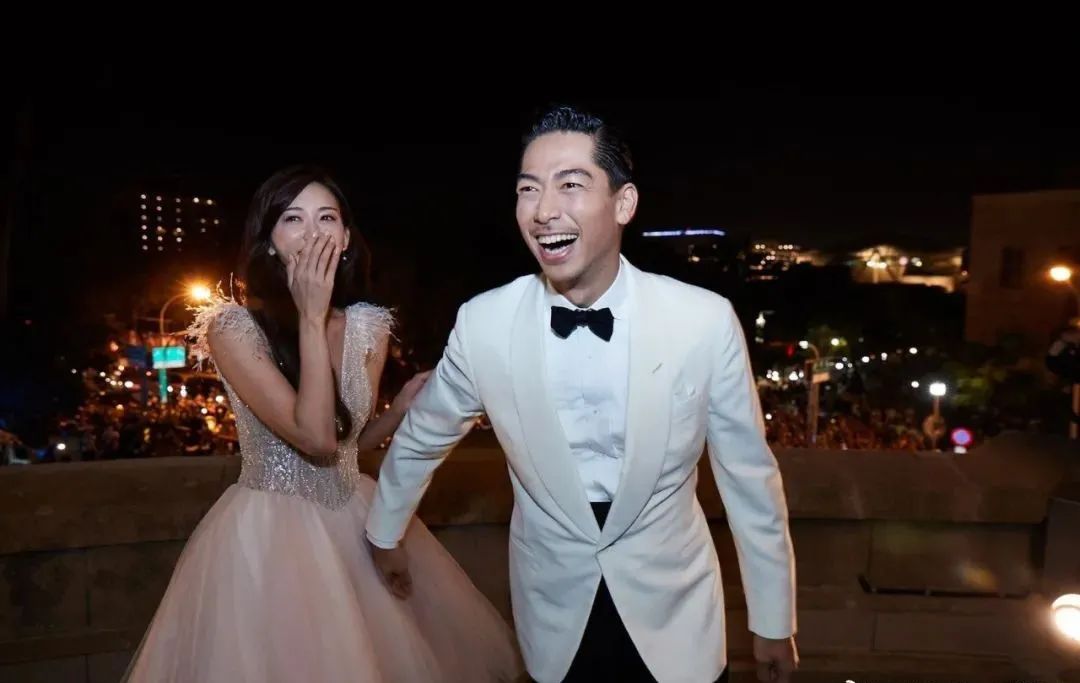 结婚第一天要穿睡衣睡觉吗，结婚后晚上洗澡穿睡衣吗