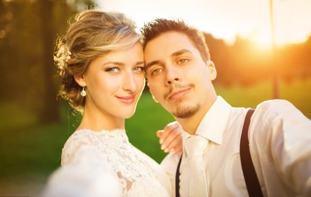 女人最多接受男人大几岁,女人找大自己十几岁男人的心理