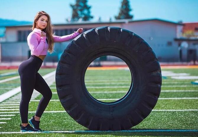 女人腰细屁股大是天生的吗,女生腰越练越粗的原因