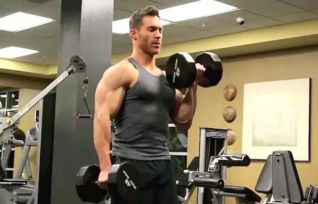 肌肉决定了人类的寿命，肌肉多的人一般寿命长吗