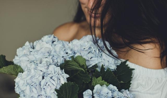 男朋友爱你的表现,男朋友不爱你的表现