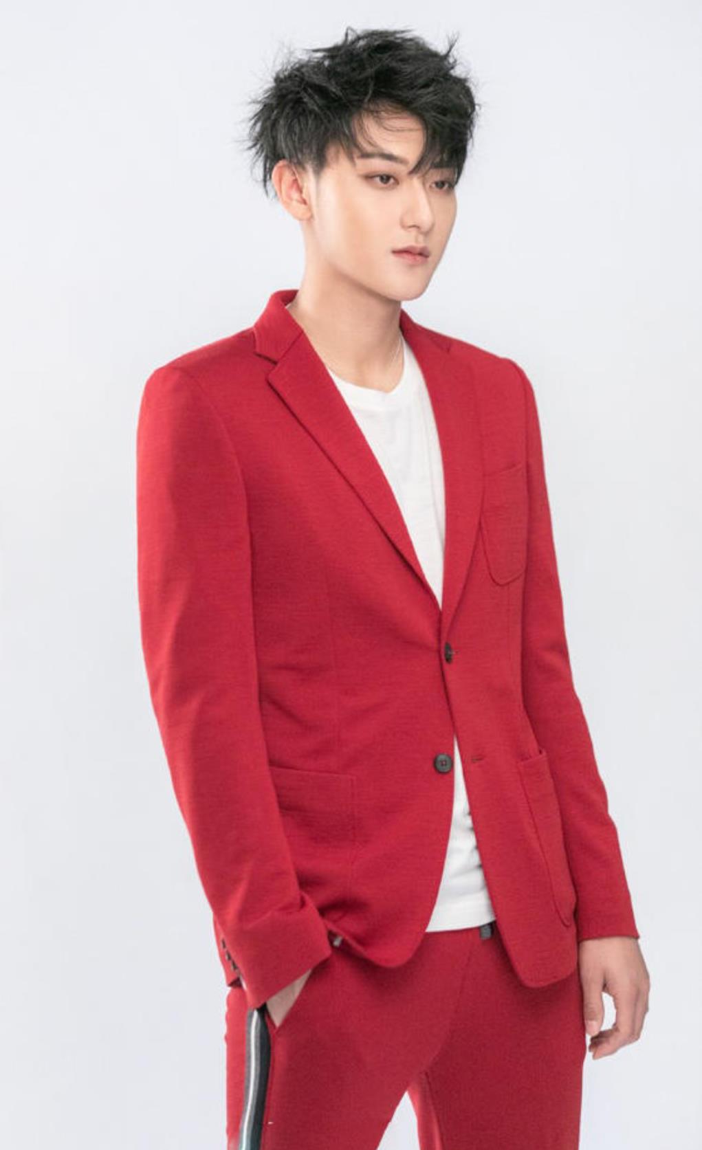 男人心里怕失去你的表现，这几种基本骗不了人