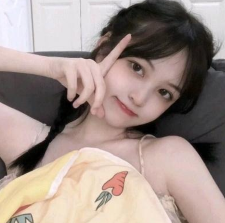 女人动心后的眼神特征