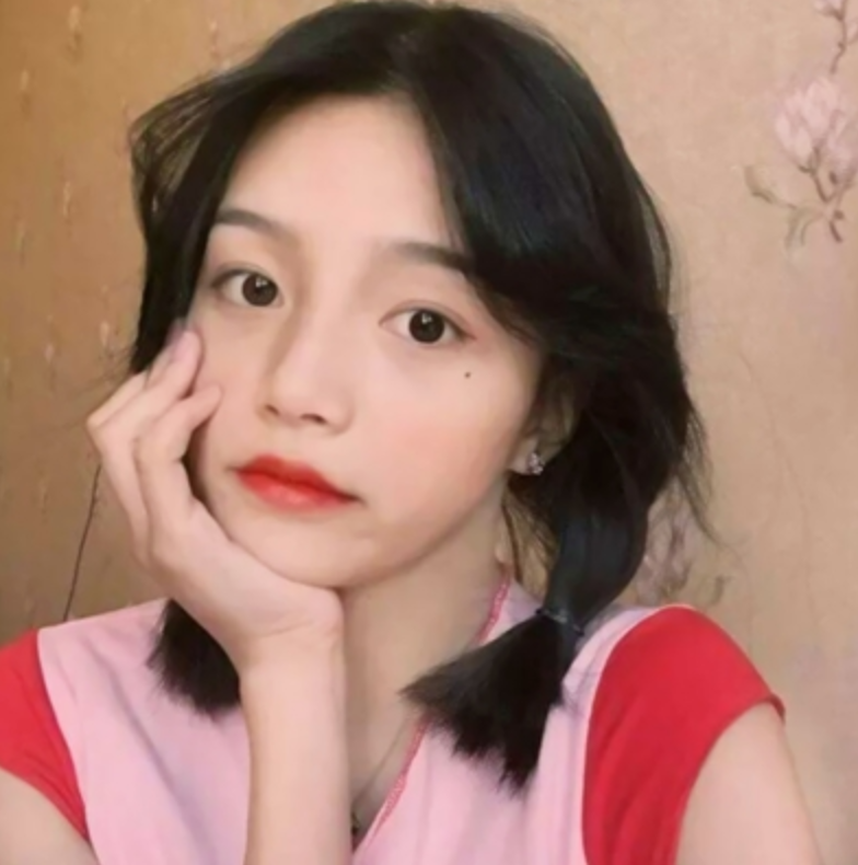 女人动心后的眼神特征