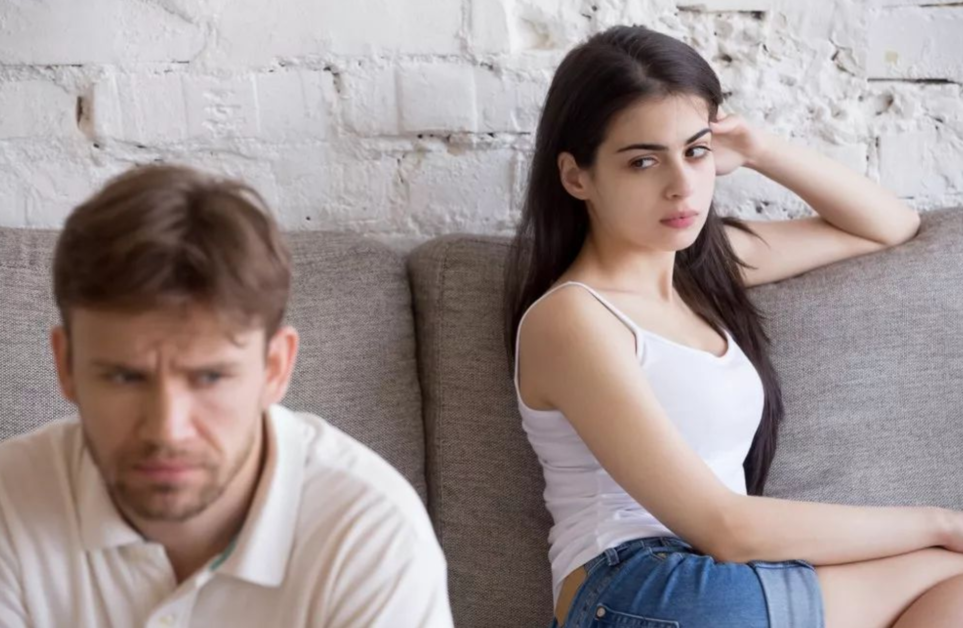 为什么夫妻话越来越少,丧偶式婚姻是从话少开始的