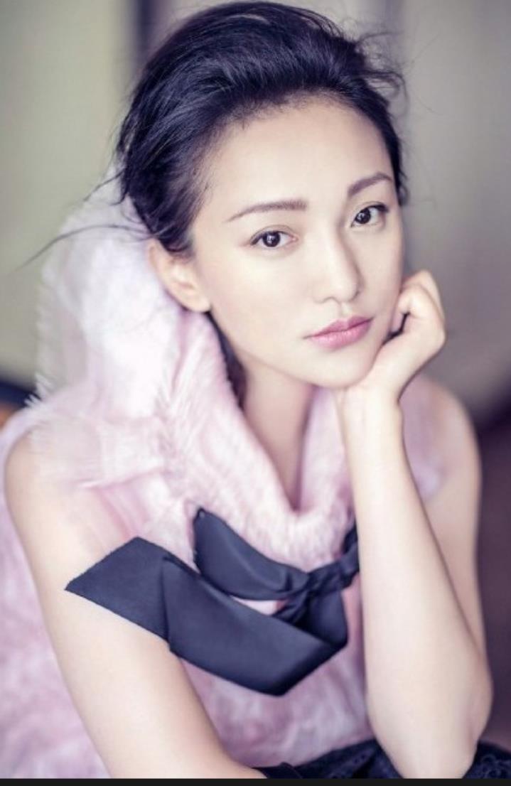 一个异性故意和你避嫌，异性下意识躲避你的原因