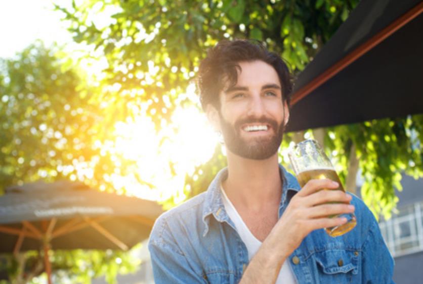 男人必须扔掉三样东西,男人必须戒掉四个缺点