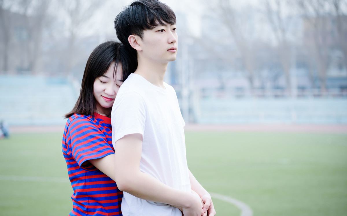 女生为什么黏人你真的懂吗,女人为什么不能太黏人