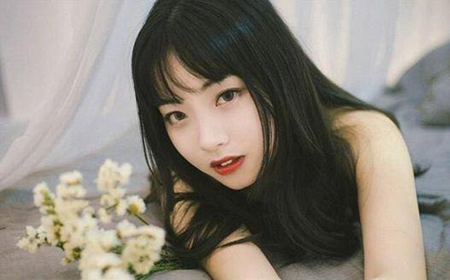 太爱面子的女人好不好,虚荣心强的女人的表现