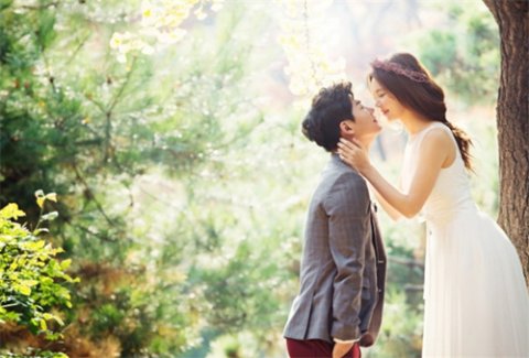 挚爱与最爱哪个更深，深爱和最爱哪个程度深