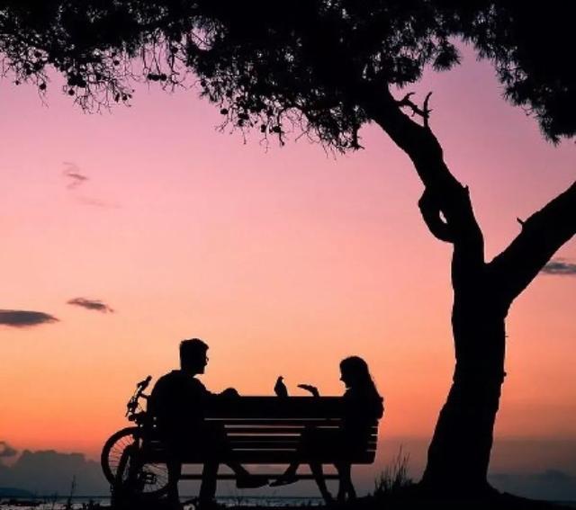 两性暧昧期有一年半了是什么关系