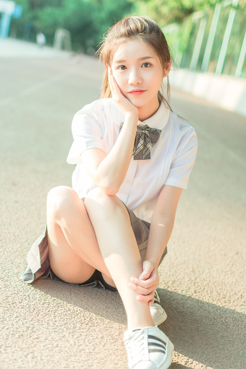 为啥男生接受不了同居过的女生