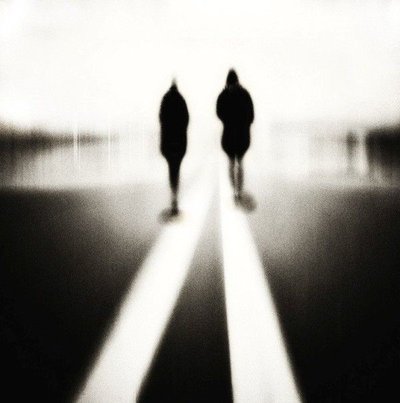 为啥男生接受不了同居过的女生