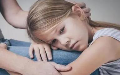 女孩缺乏父爱的7大特征，有父爱的女孩会有哪些性格