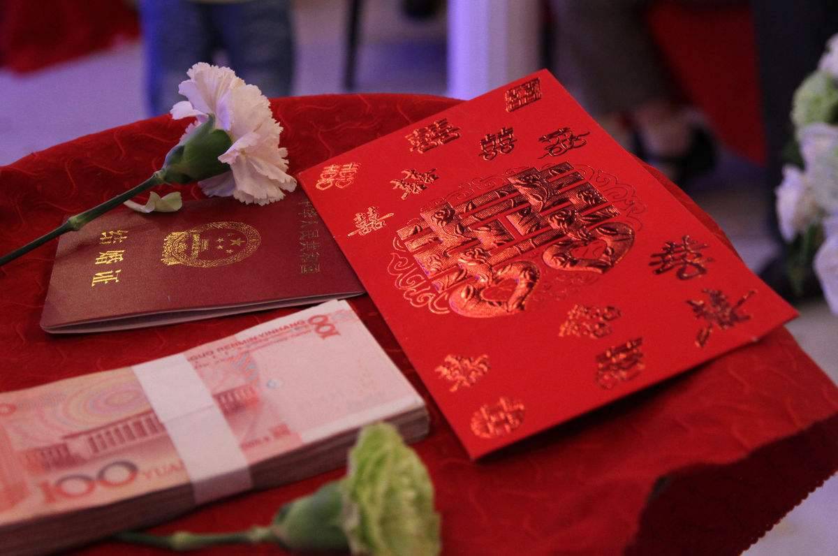 为什么重庆不要彩礼,有彩礼没嫁妆正常吗