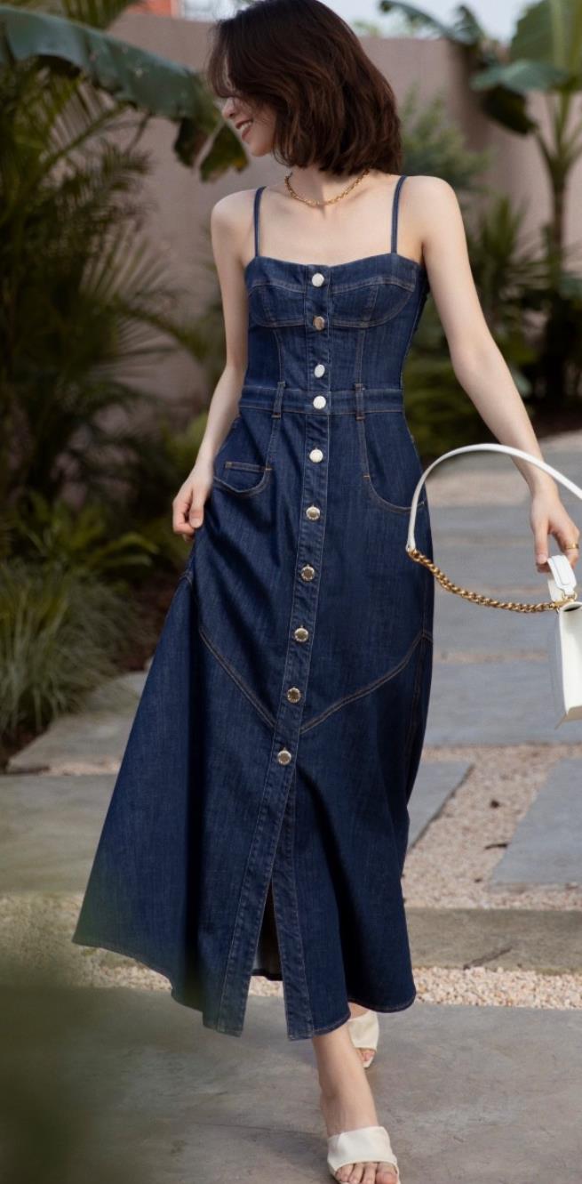 吊带裙子穿衣搭配风格18